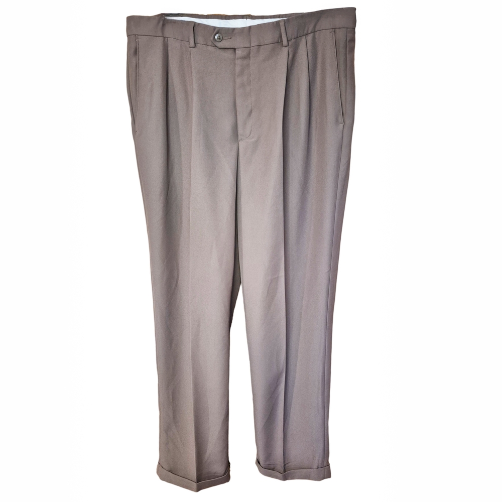 Haggar Dress Pants 38x32 Brown Pleated Classic Fit Slacks Men’s